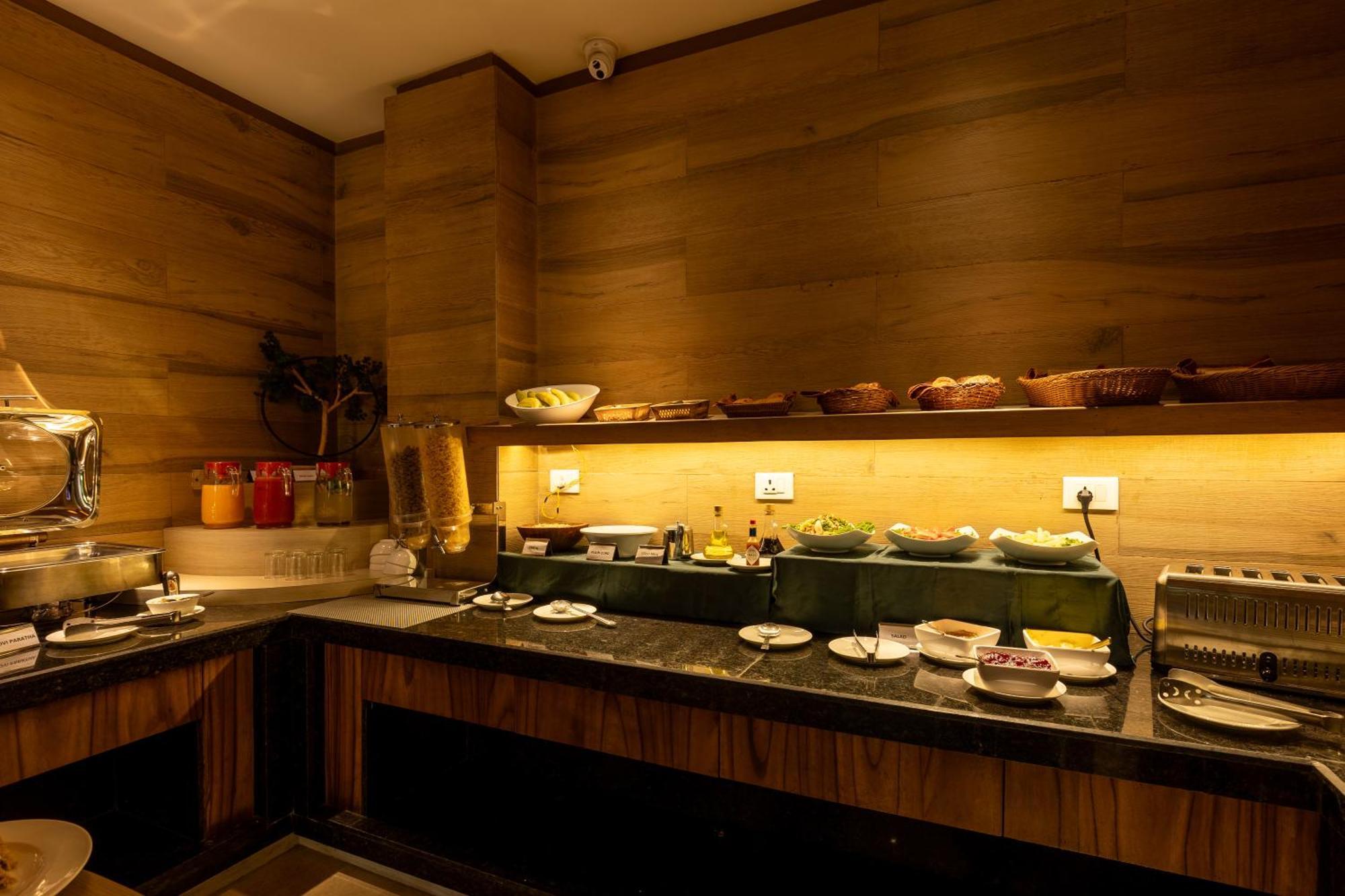 Arushi Boutique Hotel Kathmandu Esterno foto